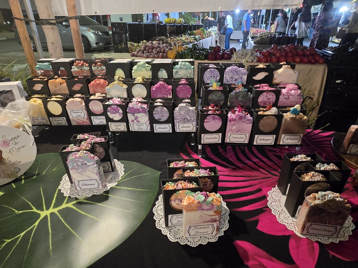 Brea Place Farmers Market